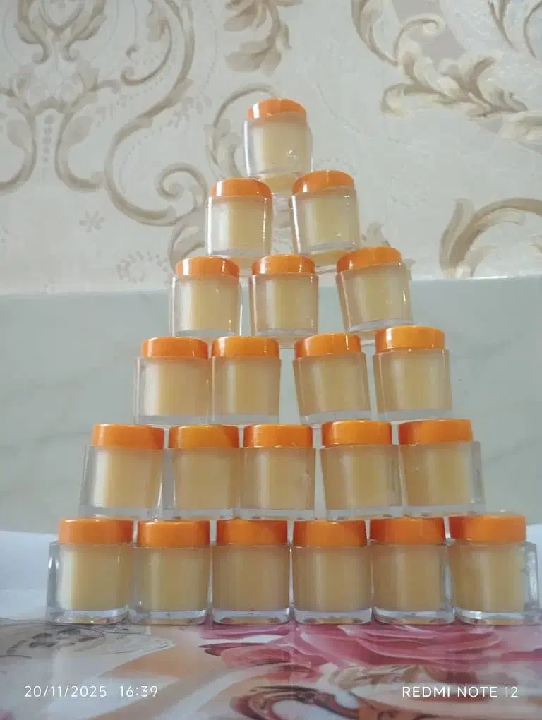 فروش مستقیم محصولات طبیعی (عسل باموم،عسل،ژل رویال)|خوردنی و آشامیدنی|داراب, |دیوار