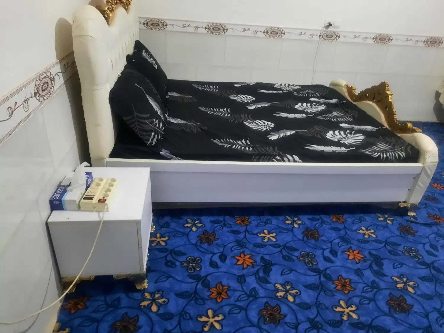 تخت خواب دونفره درحدنو|تخت و سرویس خواب|هشتگرد, هشتگرد قدیم|دیوار