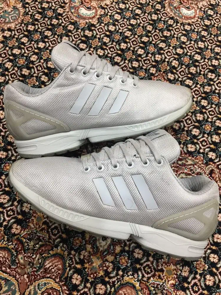 فلوکس سایز ۴۱ و نیم|کیف، کفش، کمربند|قیدار, |دیوار