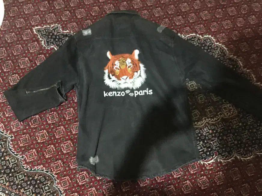 پیراهن لی|لباس|بروجرد, |دیوار