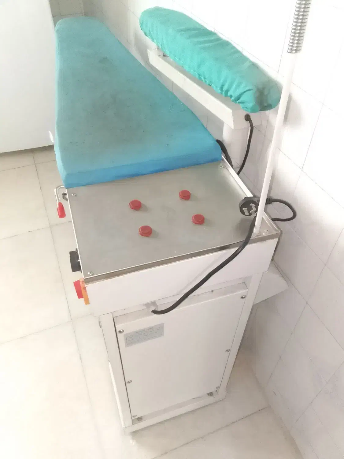 مکش سیلور خارجی|ماشینآلات صنعتی|ری, علایین|دیوار