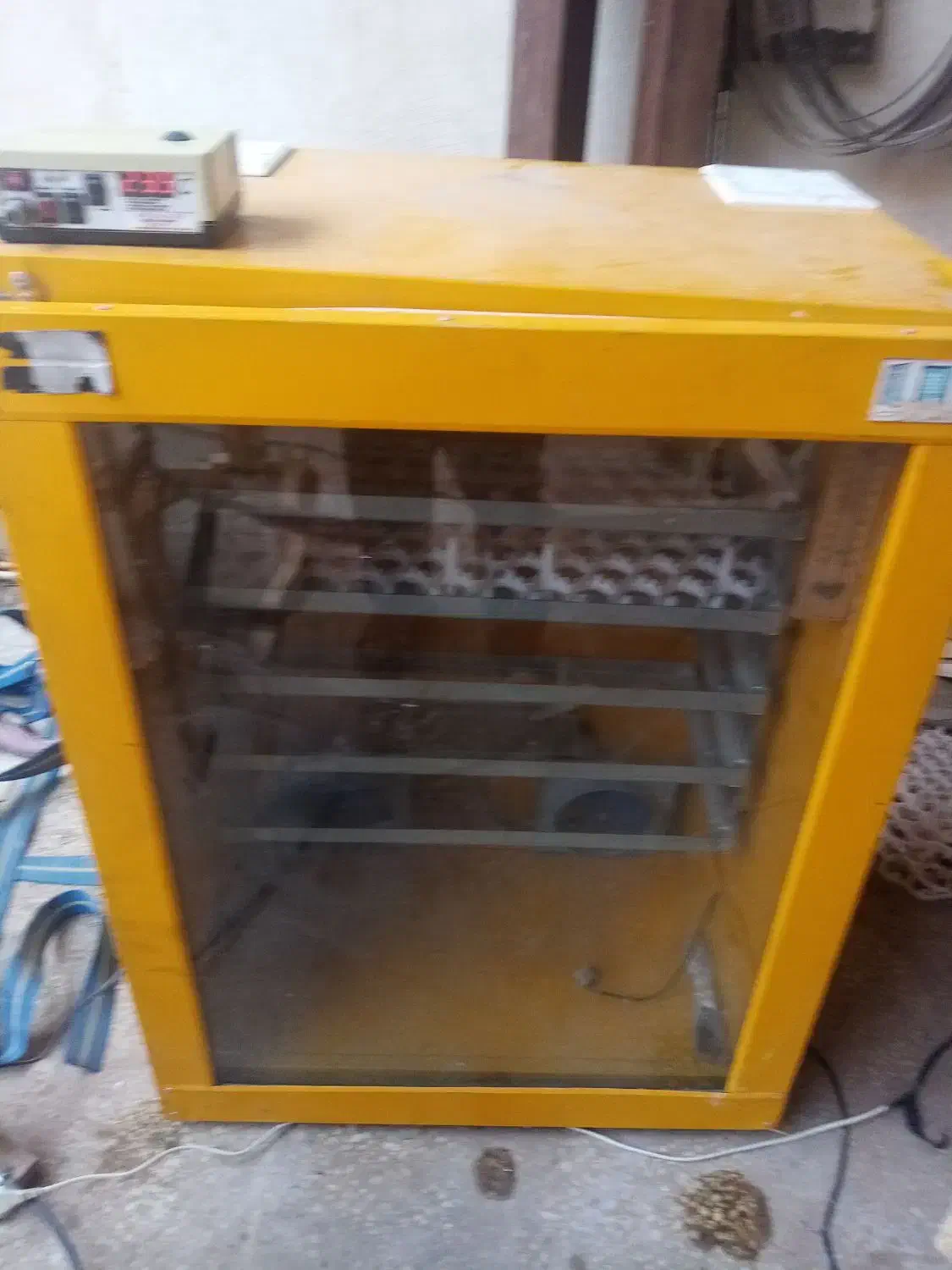 دستگاه جوجه کشی مدبر|لوازم جانبی حیوانات|قنوات, |دیوار