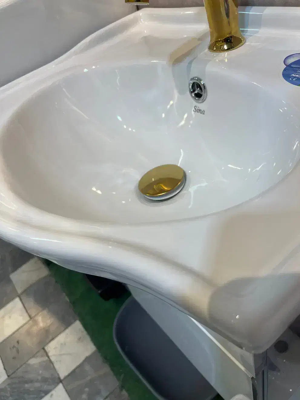 کابینت روشویی با تخفیف ویژه چینی(کارخانه)50.42|لوازم سرویس بهداشتی|تبریز, |دیوار