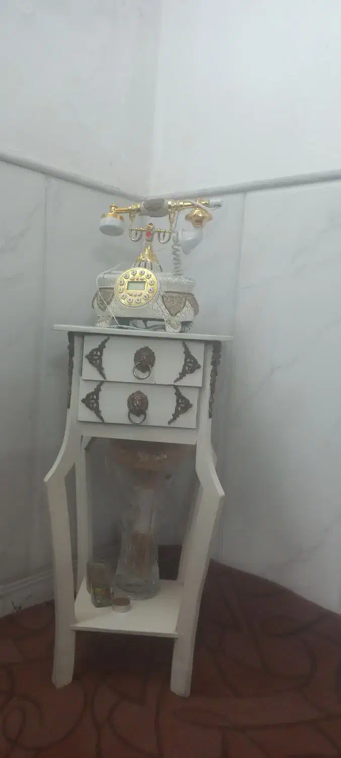 میز اتو . جا قاشقی. میز تلفن|اتو و لوازم اتو|قم, شهرک سازمان آب|دیوار