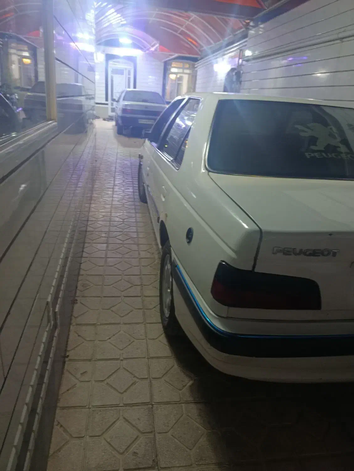 پژو پارس مدل 89سفید دوگانه کارخانه|خودرو سواری و وانت|ایلخچی, |دیوار