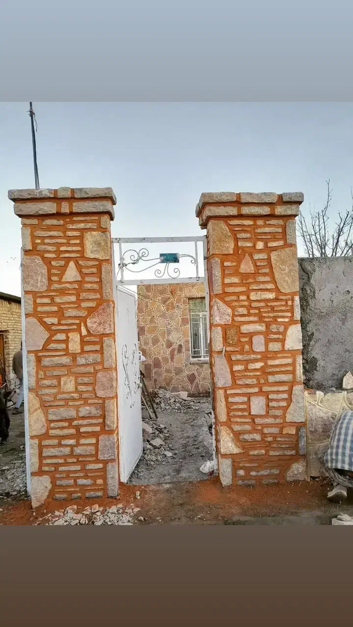 اجرای سیمان کاری بنایی محوطه سازی کاشی کاری تخریب|خدمات پیشه و مهارت|همدان, |دیوار