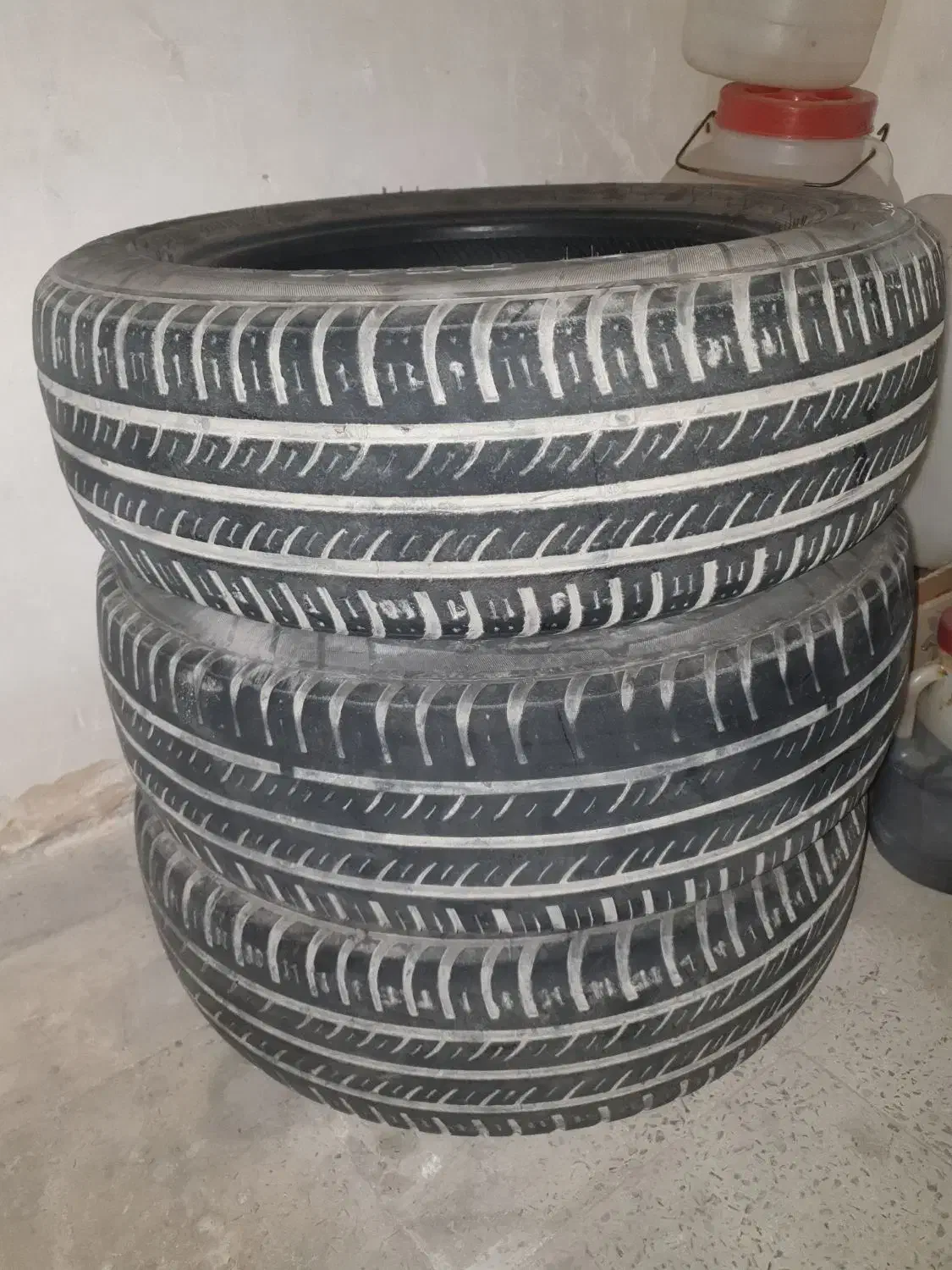 لاستیک ۱۸۵|کالسکه و لوازم جانبی|اندیشه, اندیشه فاز ۱|دیوار