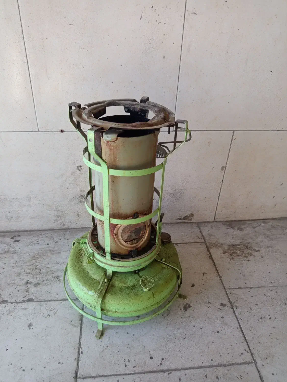 علاالدین در حد نو وسالم|بخاری، هیتر، شومینه|همدان, |دیوار