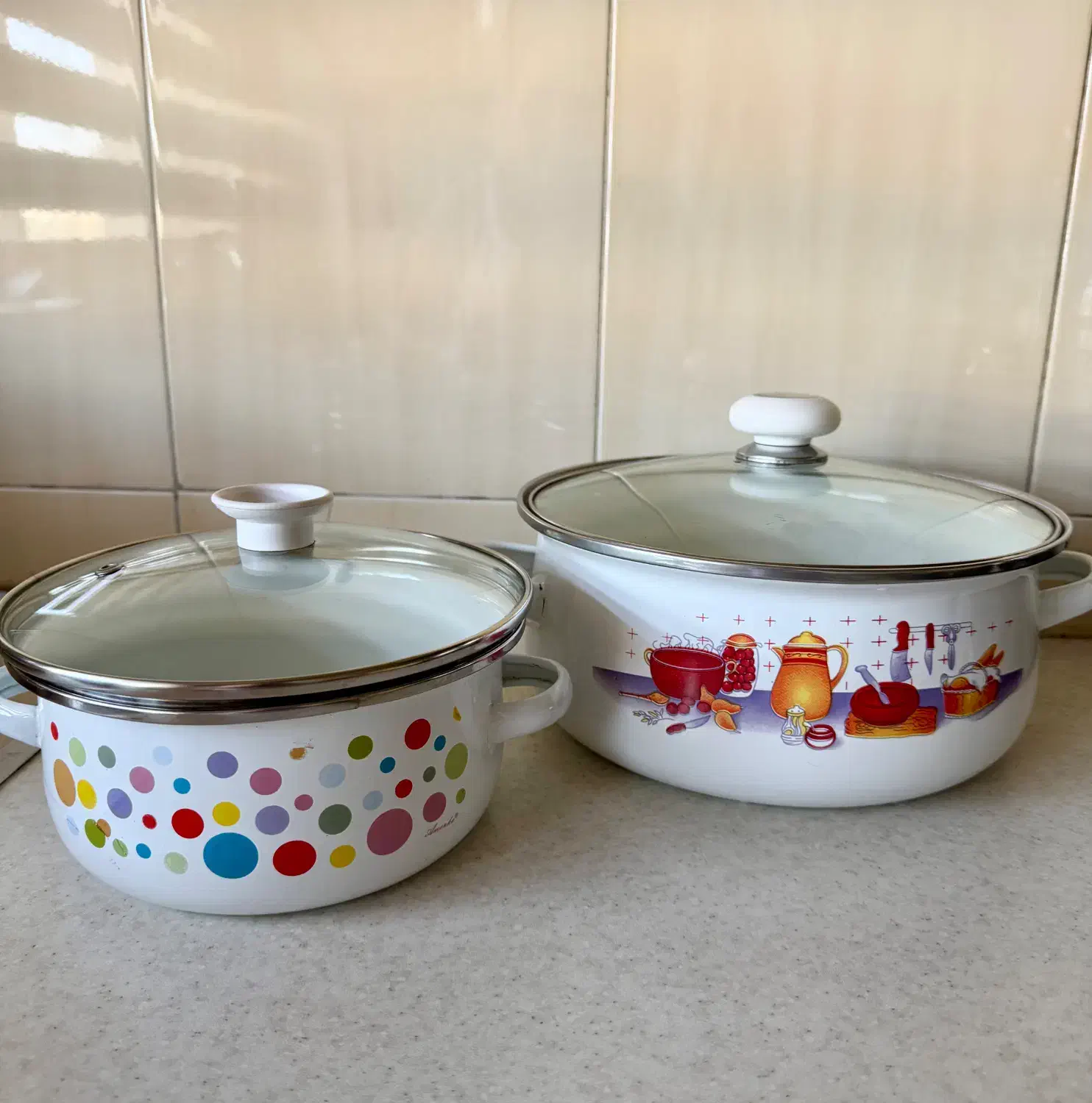 دوعدد قابلمه لعابی سفید قدیمی|ظروف پختوپز|تهران, سازمان برنامه جنوبی|دیوار