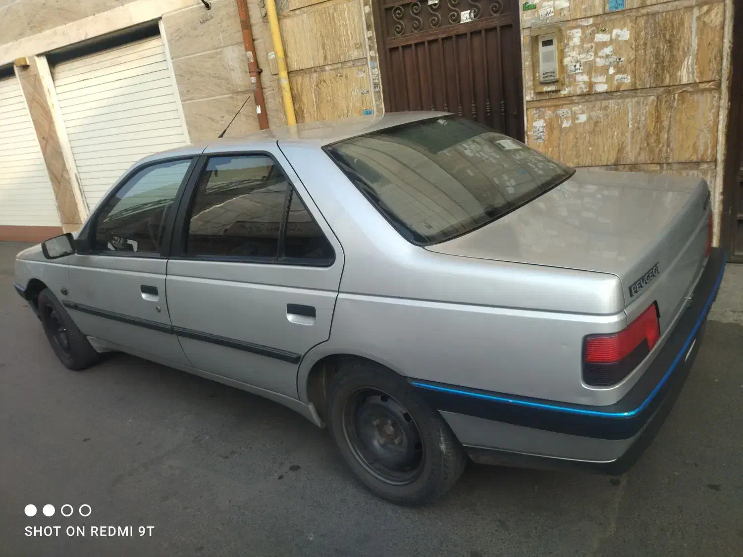 پژو ۴۰۵ مدل ۸۷ نقره ای|خودرو سواری و وانت|رشت, فلسطین|دیوار