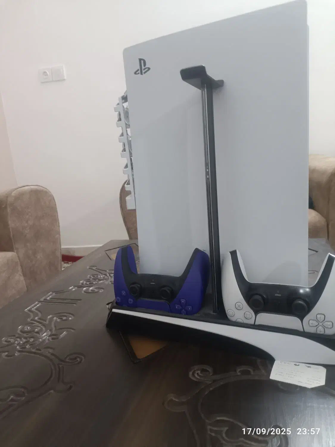 فروشی در حد نو مقطوع|کنسول، بازی ویدئویی و آنلاین|اسفراین, |دیوار