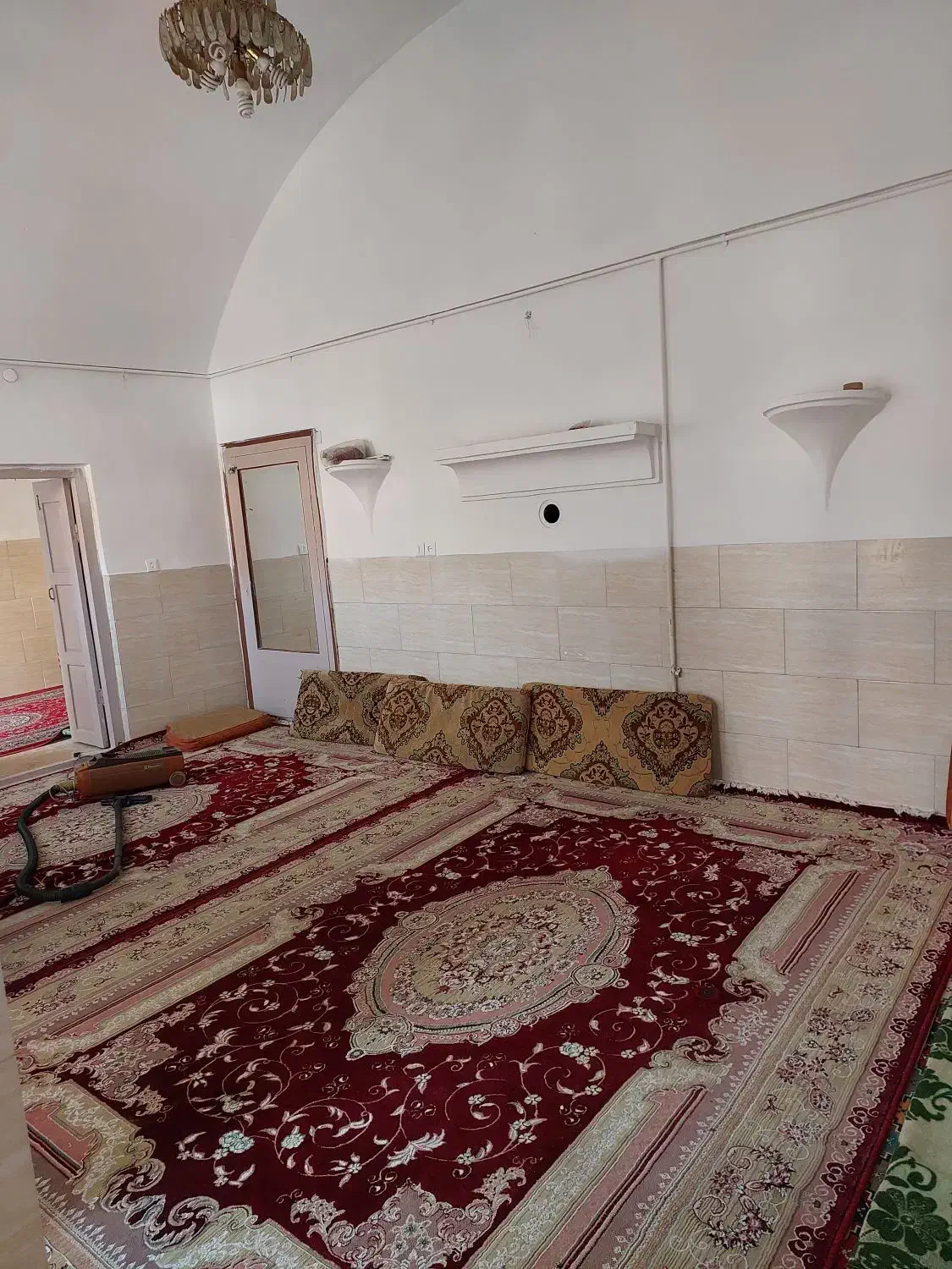 سوئیت همکف بیمارستان گودرز|اجارهٔ کوتاه‌مدت آپارتمان و سوئیت|یزد, |دیوار