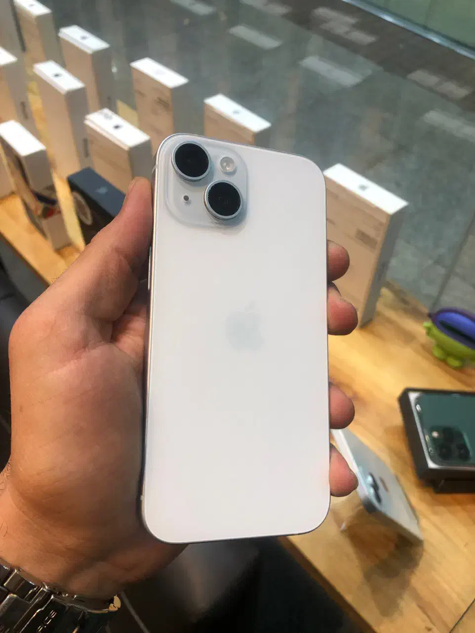 آیفون ۱۵ نرمال|موبایل|تهران, هروی|دیوار