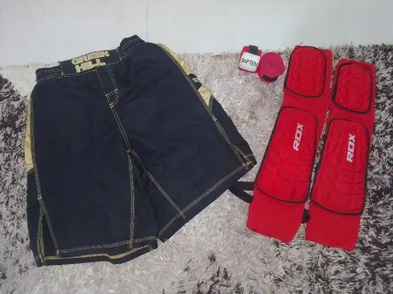 لوازم بوکس|تجهیزات ورزشی|خرم‌آباد, |دیوار