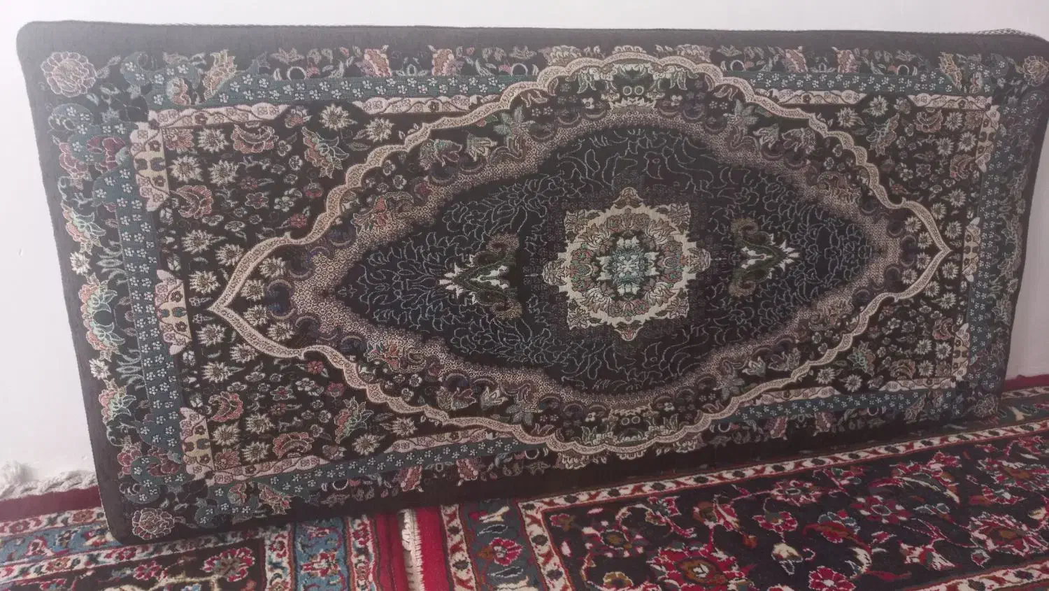 ۴ عدد پشتی ماشینی|پشتی|خرم‌آباد, |دیوار