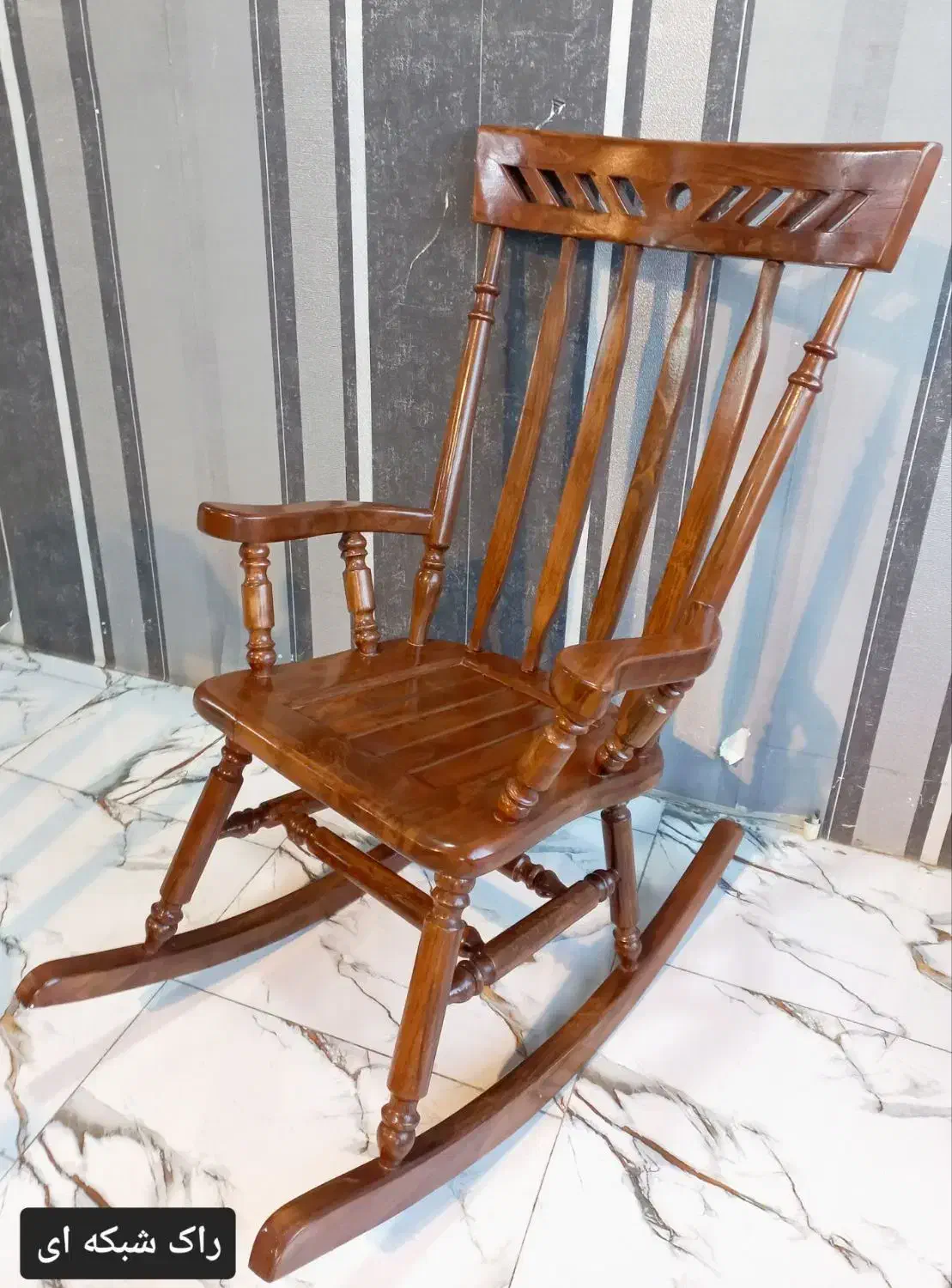 صندلی راک|صندلی و نیمکت|تالش, هشتپر|دیوار