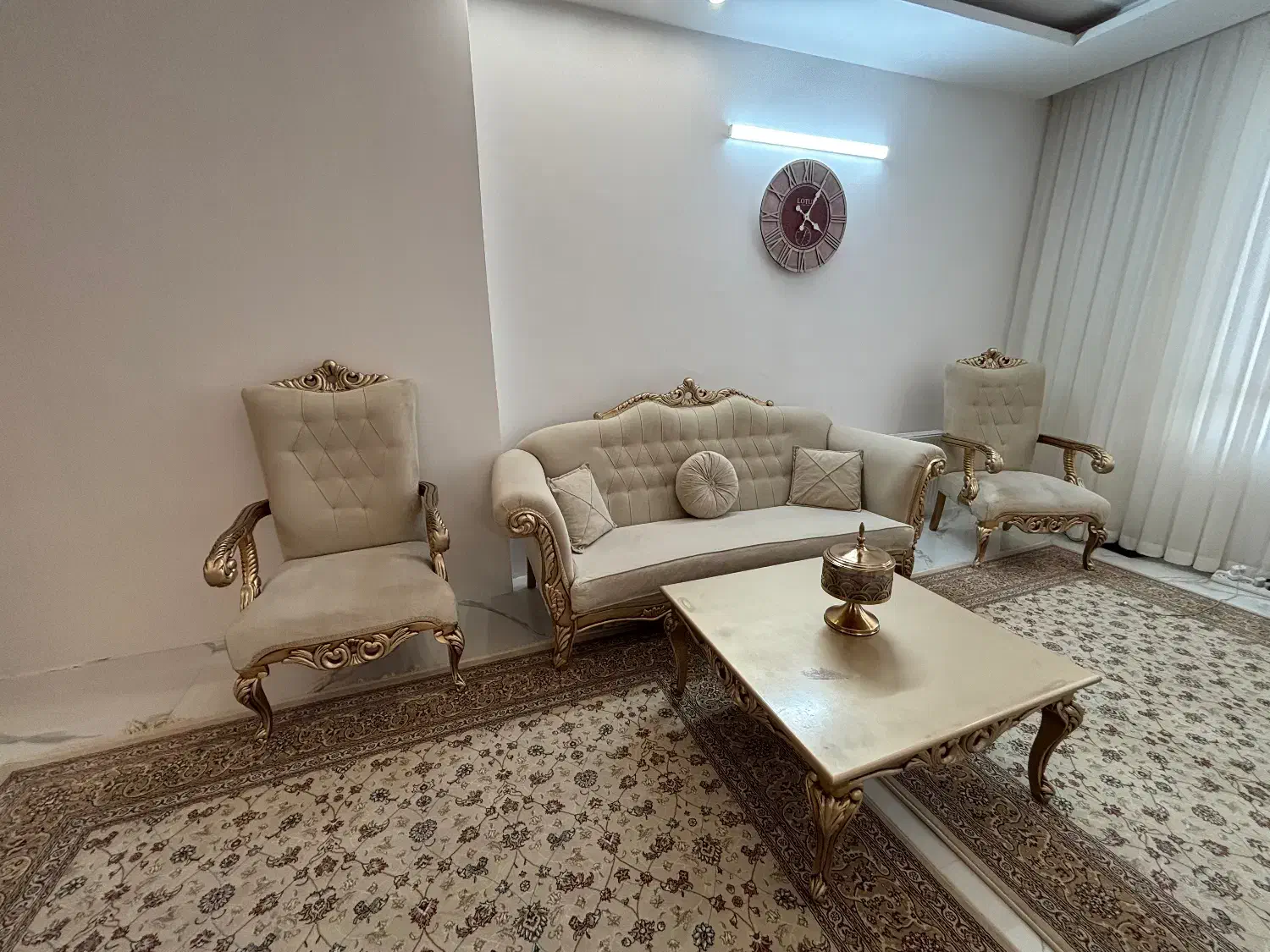 مبلمان کلاسیک|مبلمان خانگی و میز عسلی|مشهد, امیریه|دیوار