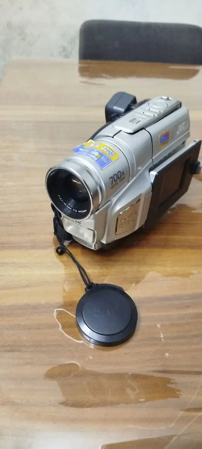 دوربین فیلمبرداری سونی و جی وی سی|دوربین عکاسی و فیلمبرداری|ملارد, |دیوار