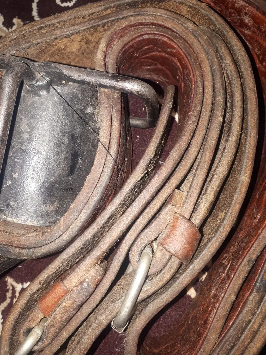 دوشی علم چرم گاومیش|کیف، کفش، کمربند|خرم‌آباد, |دیوار