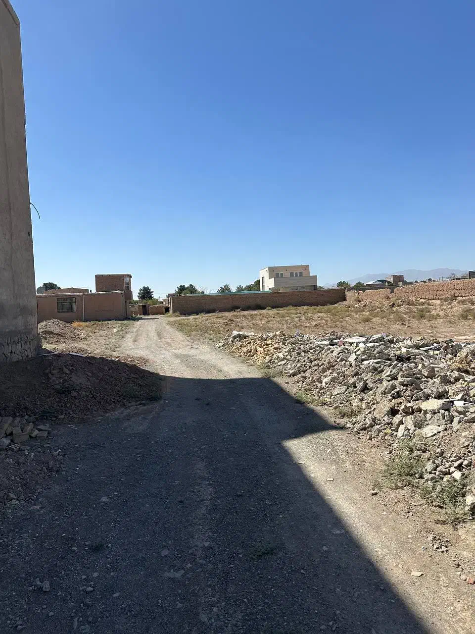 زمین داخل ابارش دارای طرح هادی در متراژ ۲۰۰ و ۴۲۰|فروش زمین و ملک کلنگی|سبزوار, ابارش|دیوار