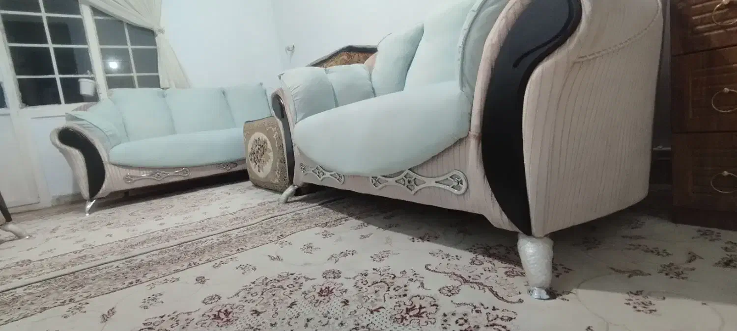 مبل7نفره در حد ، بدون نشستگی و خوردگی|مبلمان خانگی و میز عسلی|سنندج, |دیوار