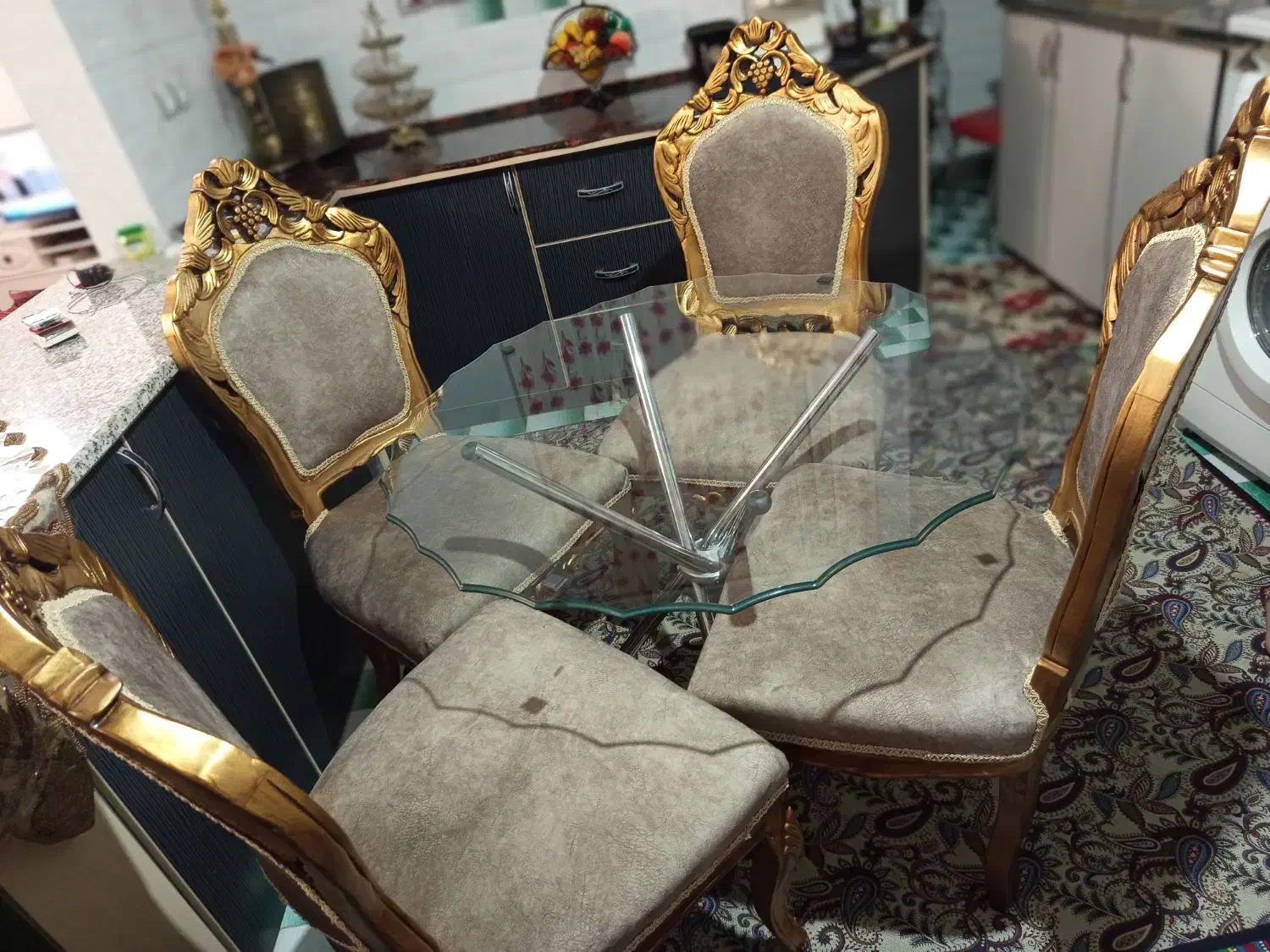 ناهار خوری|میز و صندلی غذاخوری|اهر, |دیوار