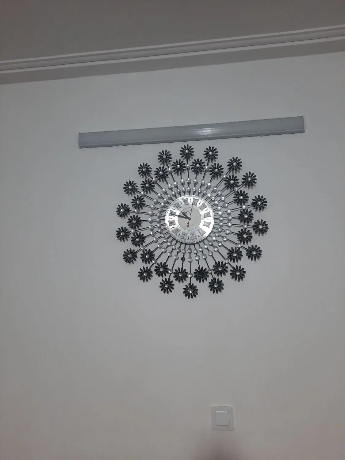 ساعت خورشیدی در حد نو|ساعت دیواری و تزئینی|قزوین, |دیوار