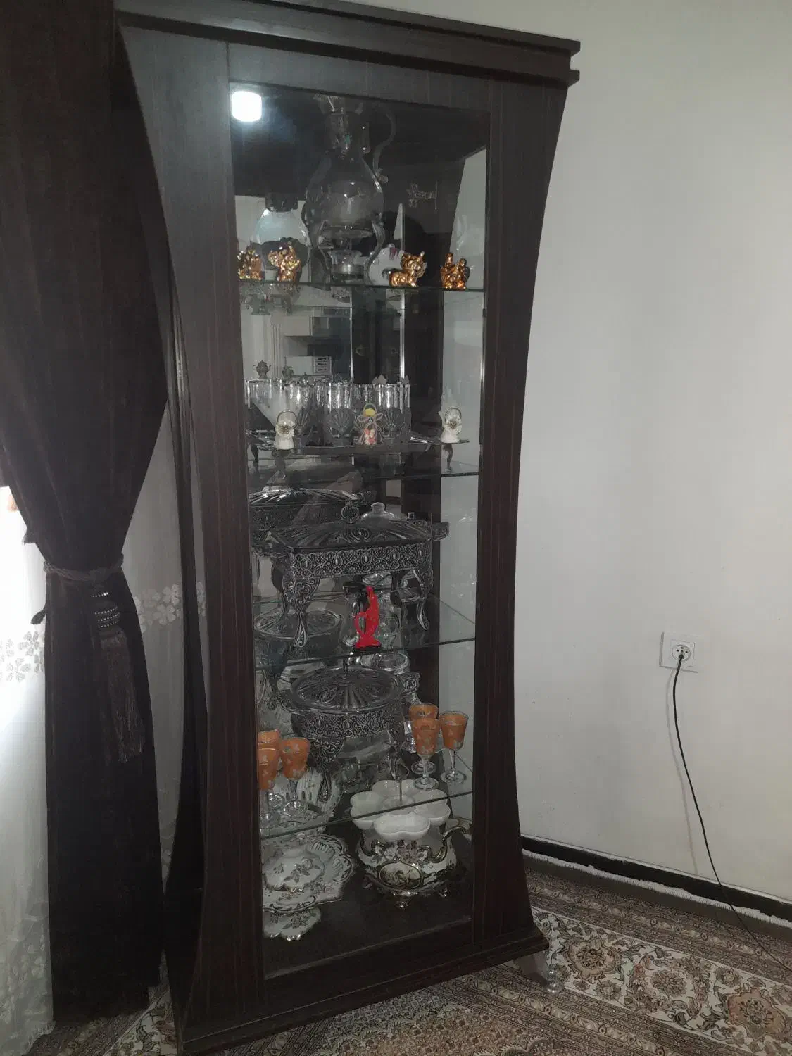 ویترین در حد نو|بوفه، ویترین، کنسول|مرودشت, مسجد رسول‎|دیوار