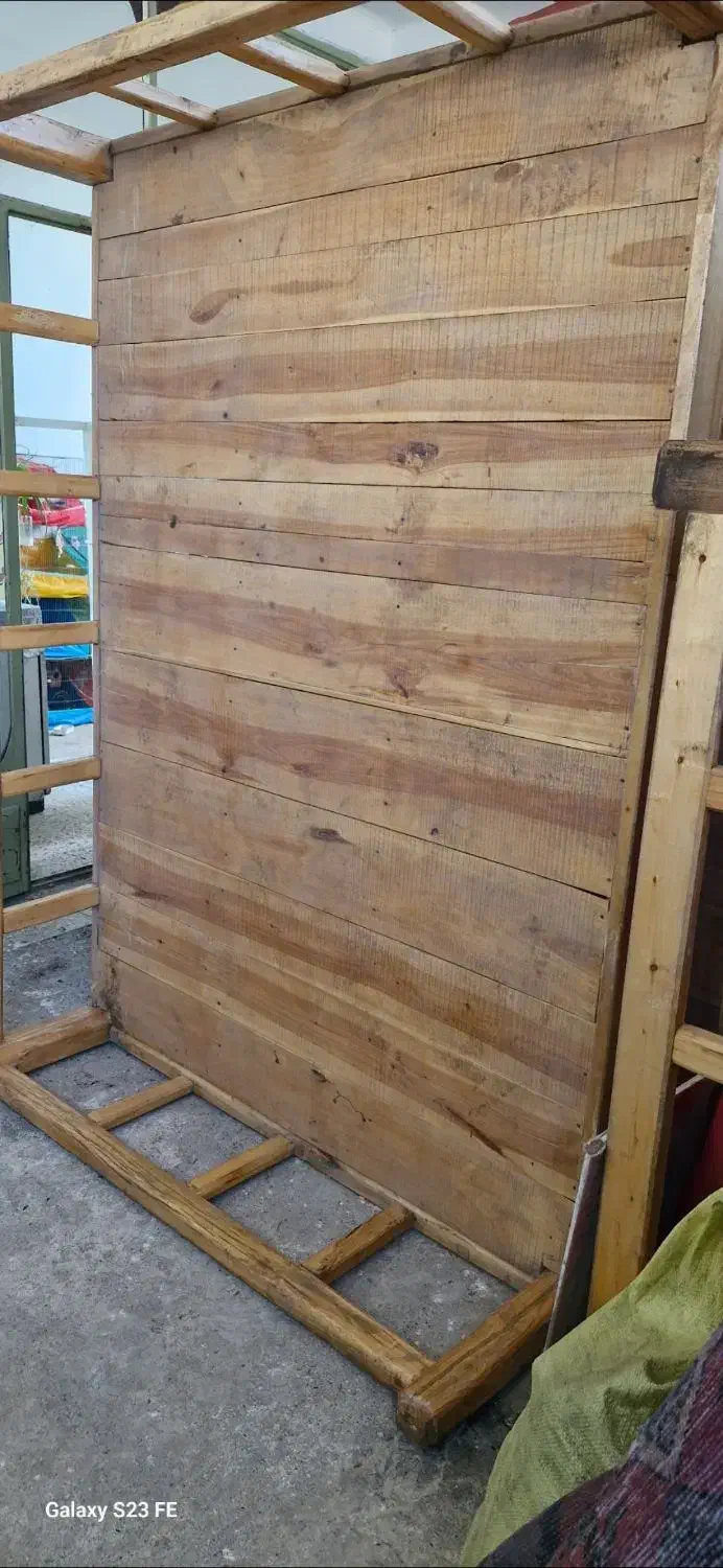 تخت چوبی سنتی|تخت و سرویس خواب|شهرضا, |دیوار