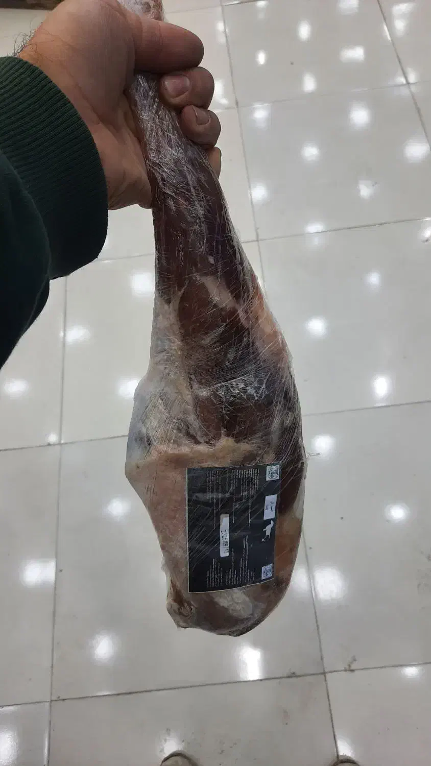 گوشت گوسفندی و گوساله منجمد به فروس میرسد|حراج|کارون, |دیوار