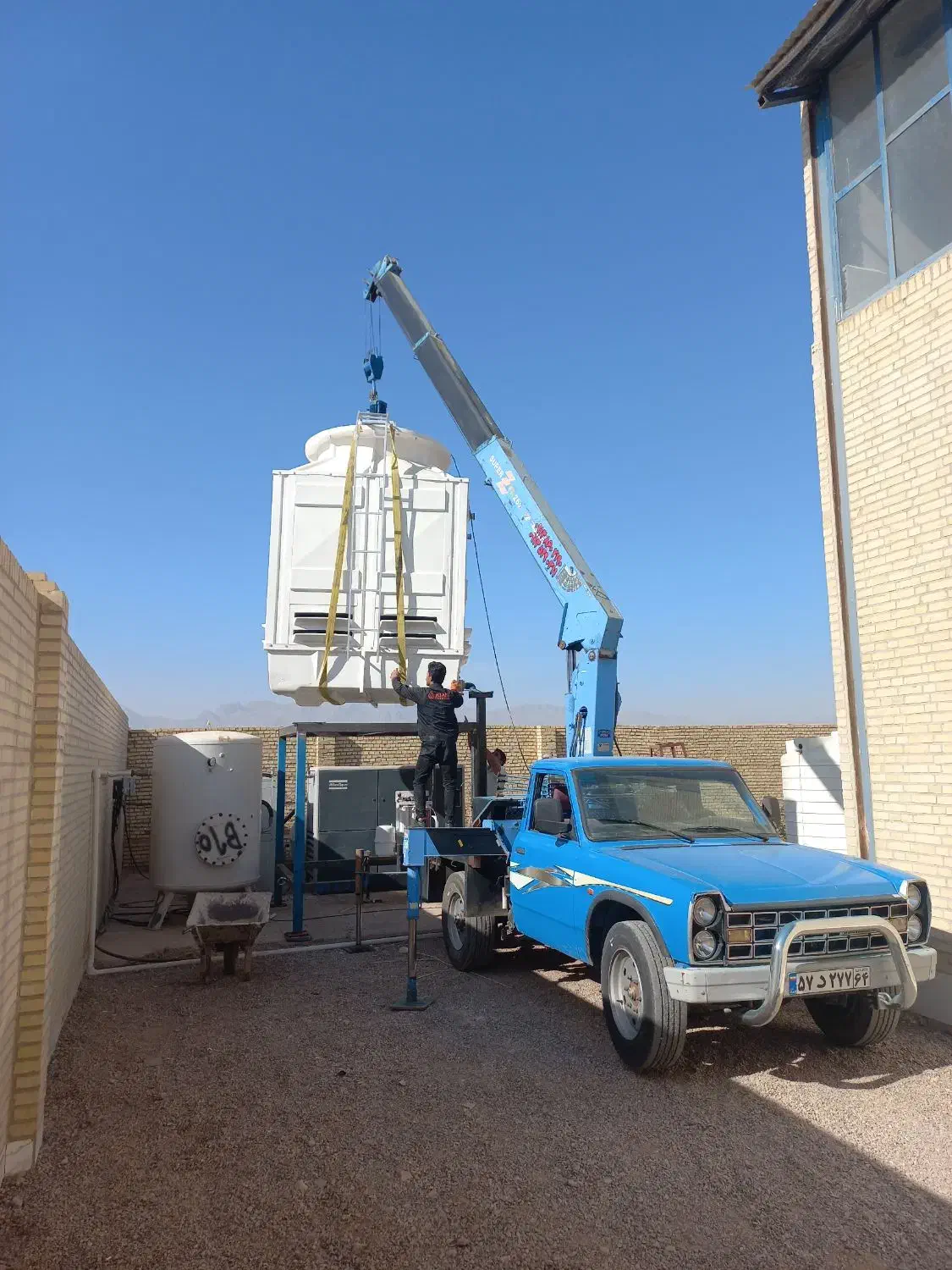 اجاره جرثقیل و بالابر ، لجور|خدمات حمل و نقل|میبد, |دیوار