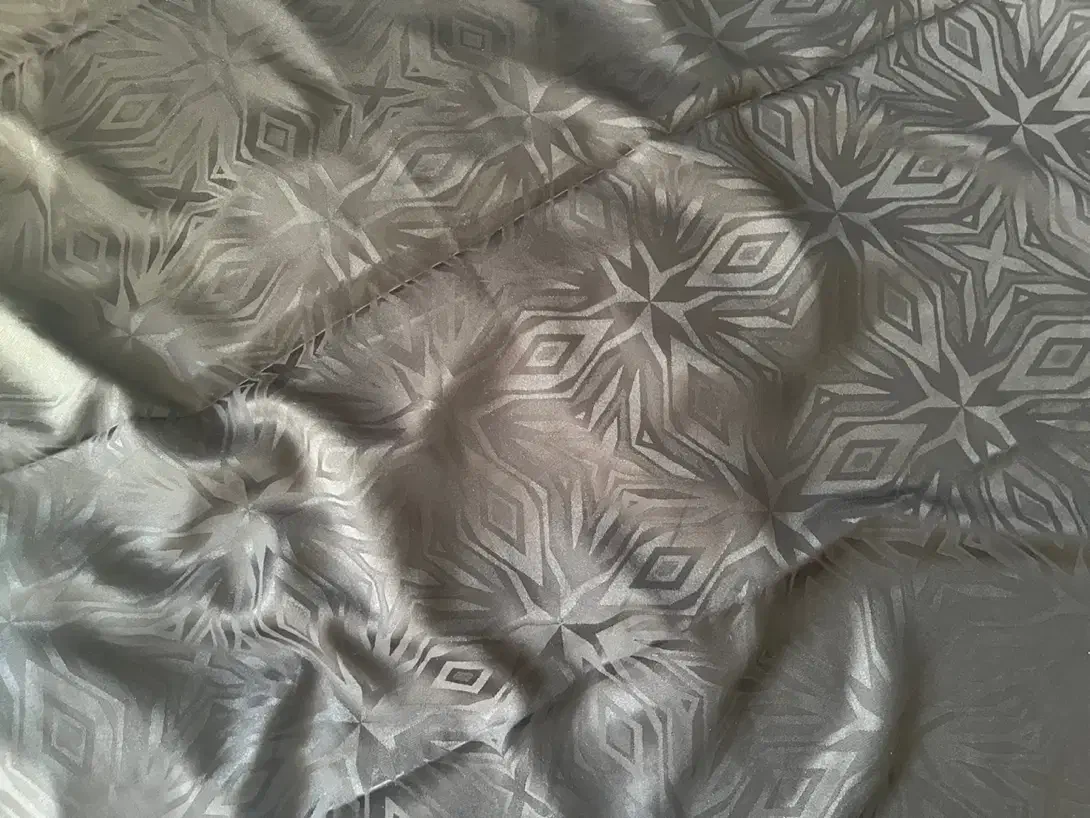 چادر مشکی|لباس|تبریز, |دیوار