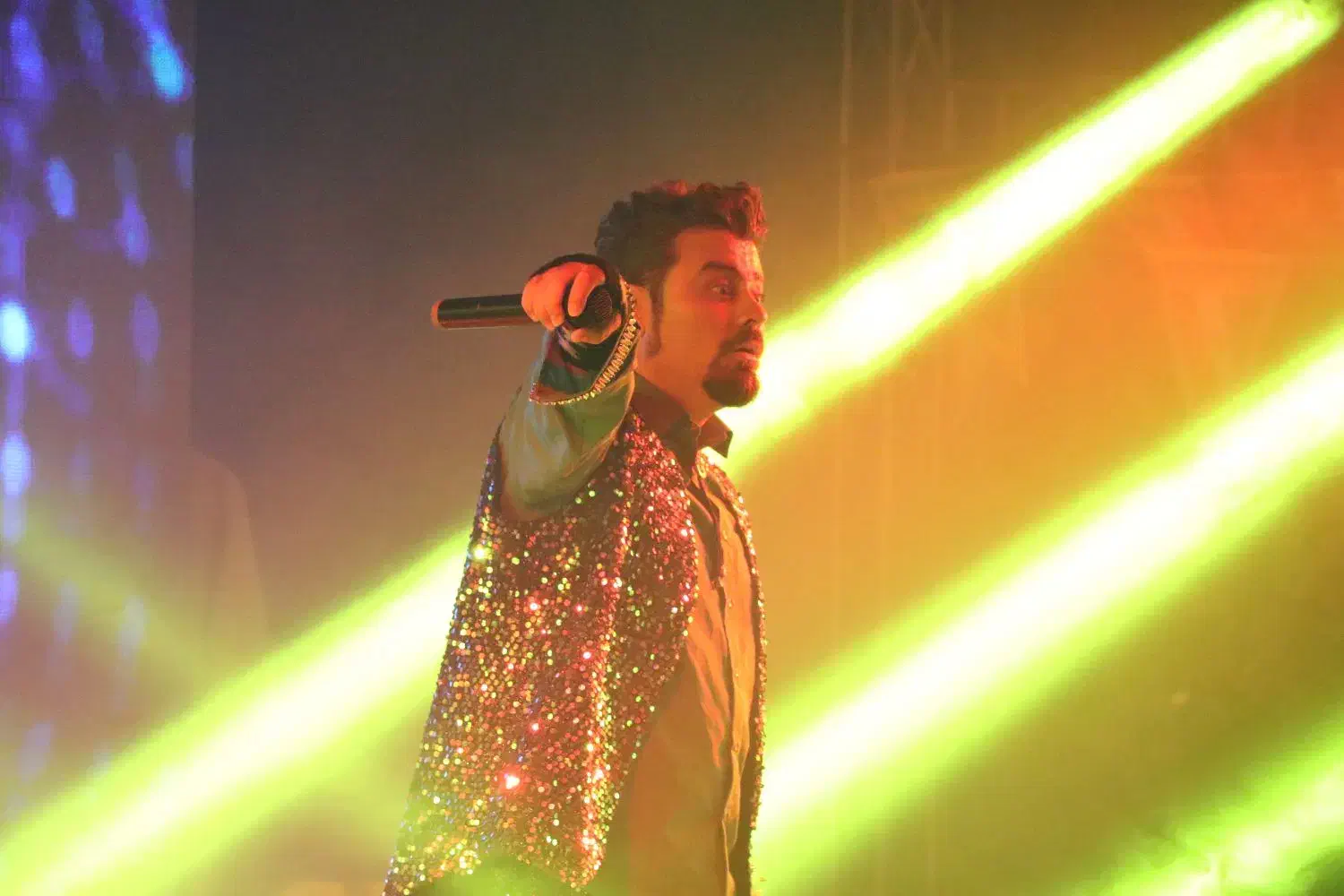 اجرای موسیقی زنده|خدمات پذیرایی، مراسم|شیراز, نیایش|دیوار