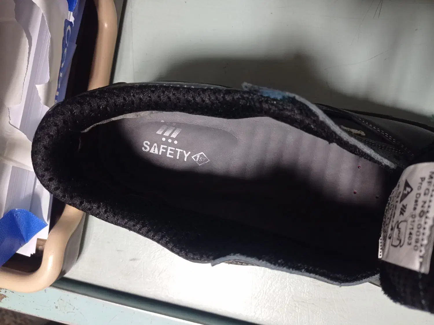 دوجفت کفش ایمنی وطبی|کیف، کفش، کمربند|دهگلان, |دیوار