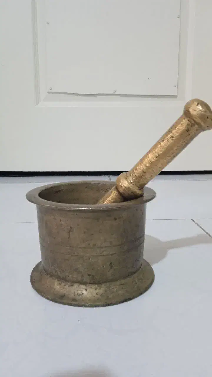 هونگ ۴ کیلو نیم|ظروف پخت‌وپز|قرچک, فردیس|دیوار
