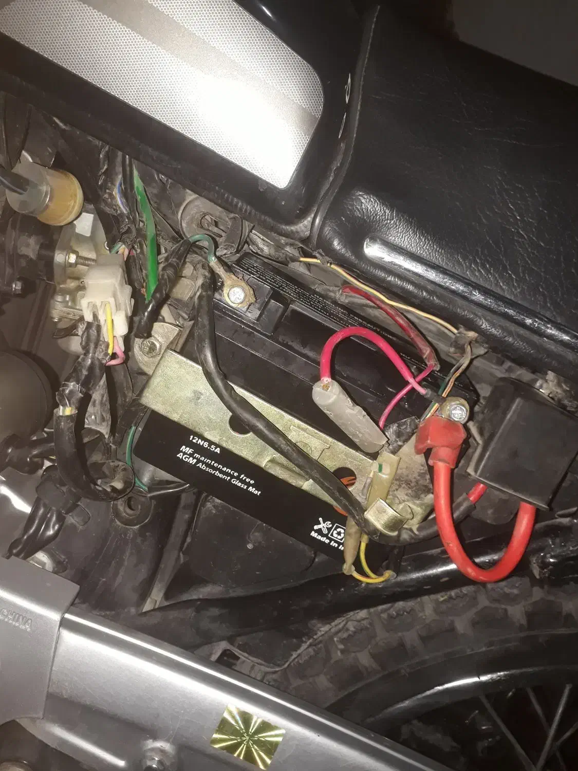 باطری موتور  برند نیکتاز|قطعات یدکی و لوازم جانبی|مزرعه کتول, |دیوار