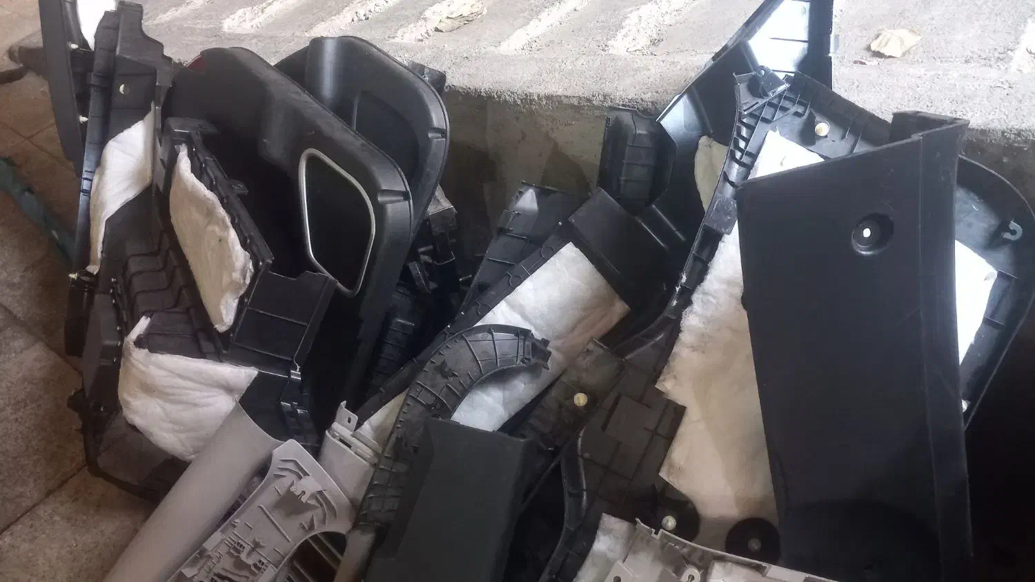 تو دری چانگان شاسی و داشبور و غیره|قطعات یدکی و لوازم جانبی|کرج, برغان|دیوار