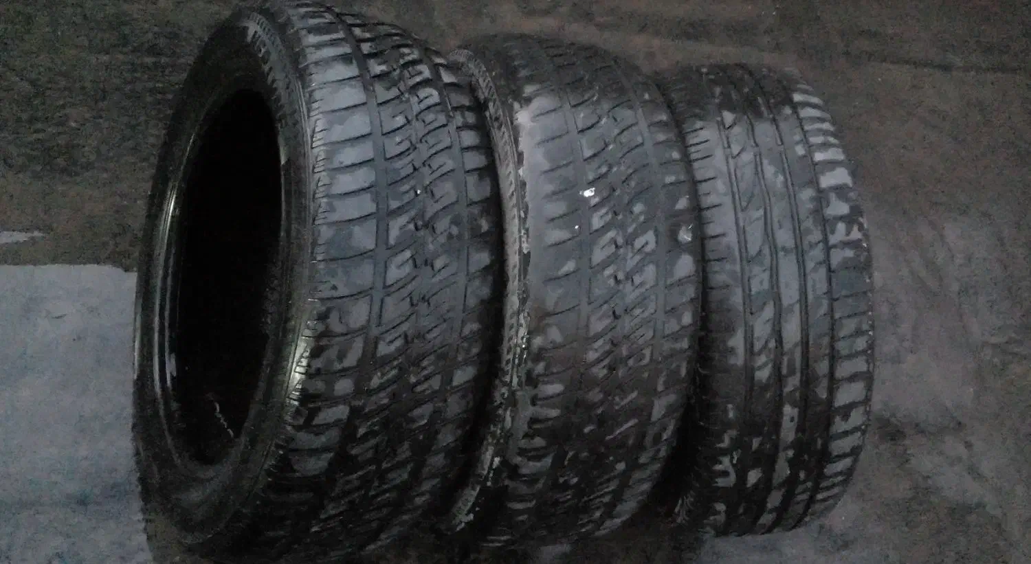 رینگ اسپرت و لاستیک پهن خارجی در حد نو|قطعات یدکی و لوازم جانبی|مشهد, رستگار|دیوار