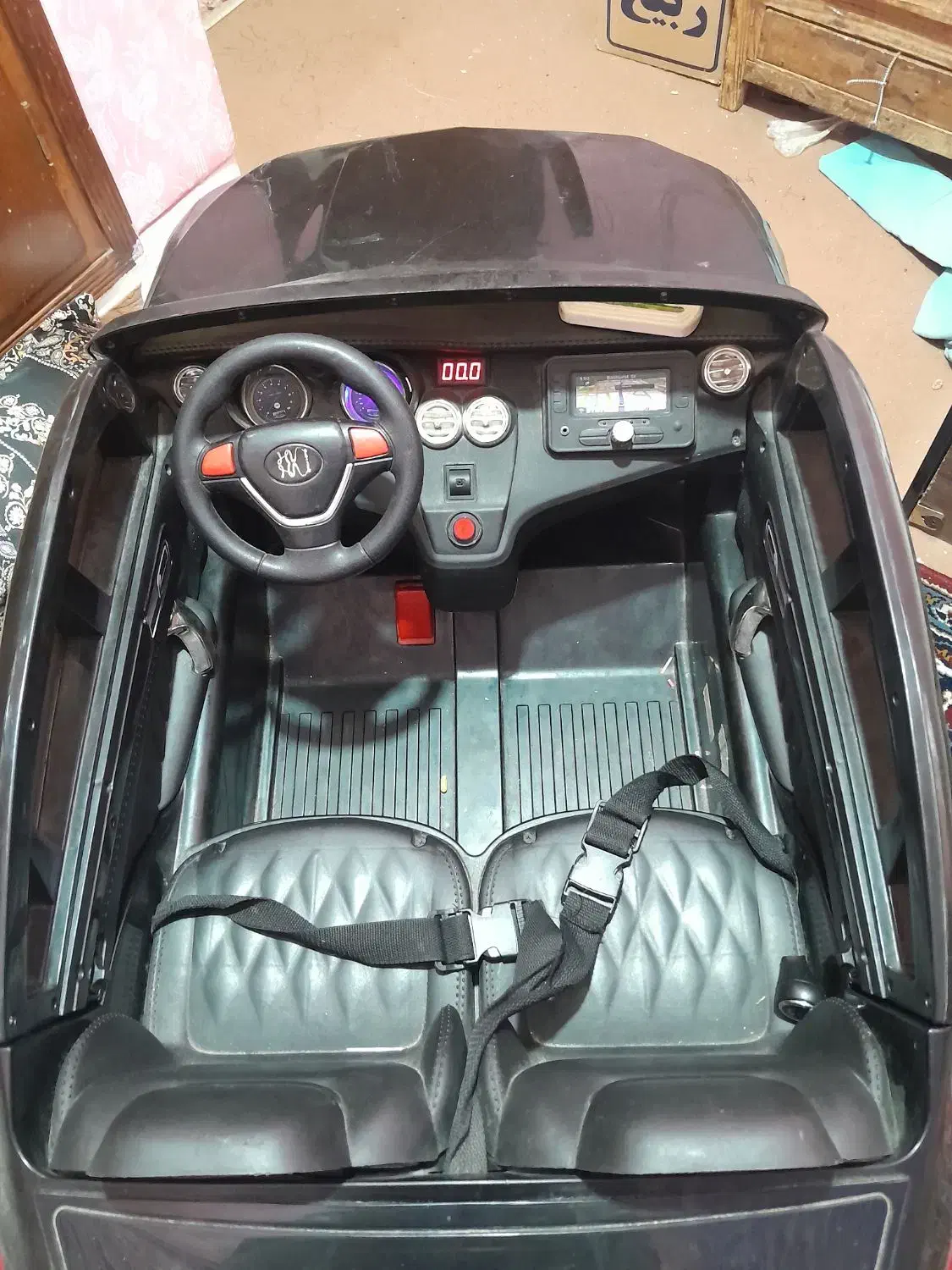 ماشین شارژی دو موتوره کنترل دار|اسباببازی بچه|اهواز, کوی جانبازان(دانش)|دیوار