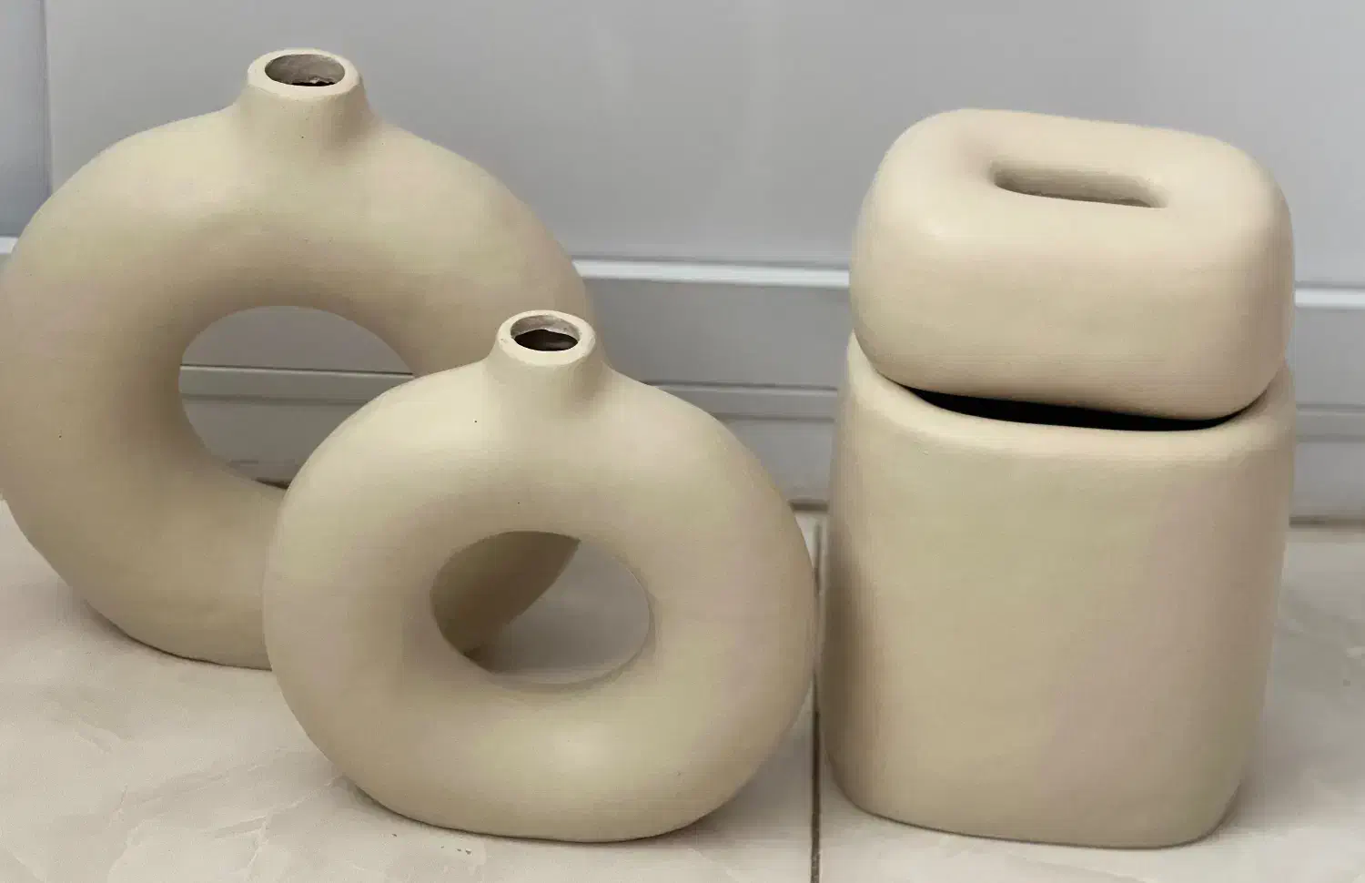 گلدان دوناتی بزرگ و سطل جا دستمال|صنایع دستی و سایر لوازم تزئینی|اصفهان, شاه پسند|دیوار