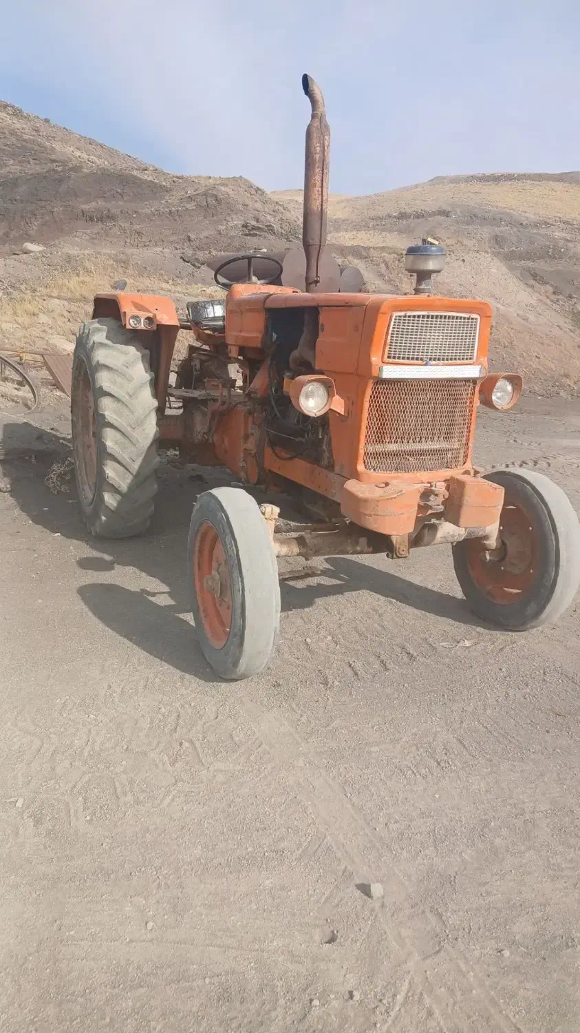 رومانی‌|خودرو سنگین|قروه, |دیوار