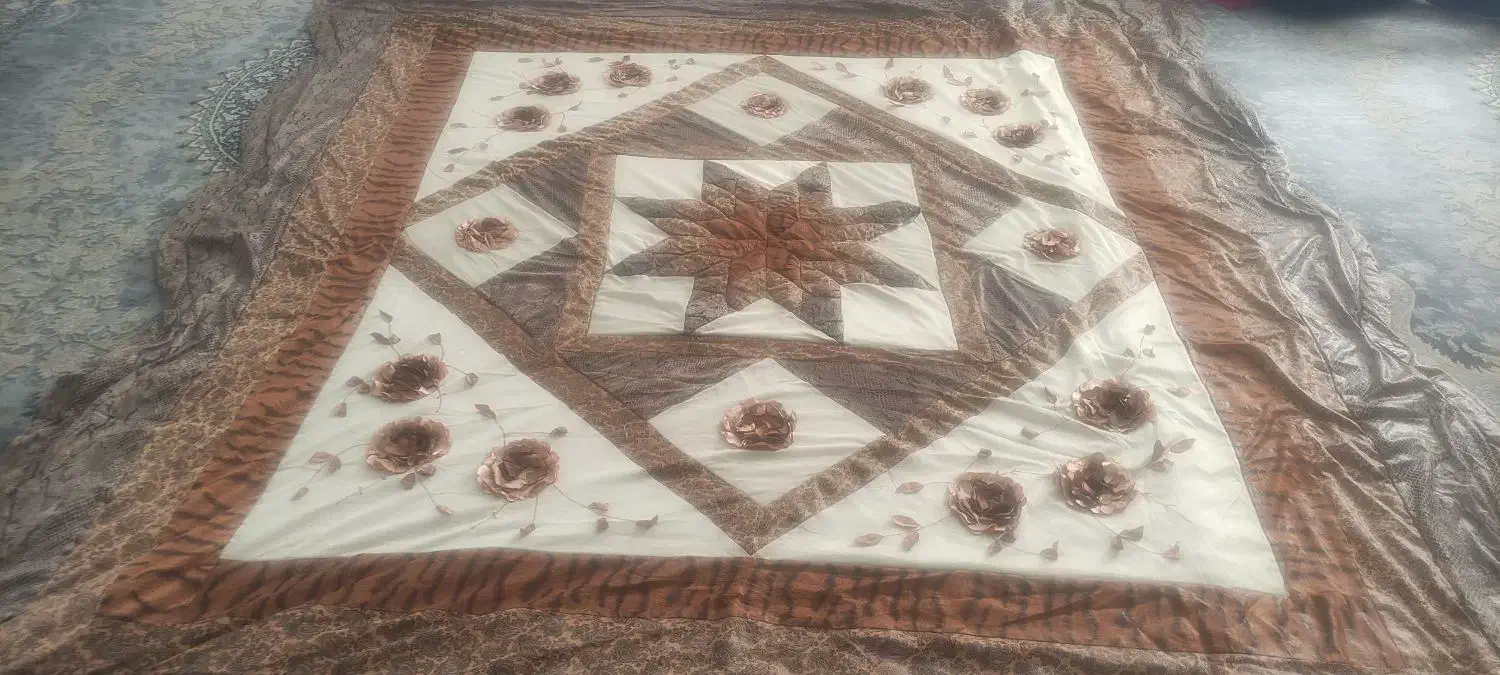 روتختی ۵تیکه همراه با دوتا بالشت کوسن|سرویس روتختی|بروجرد, |دیوار