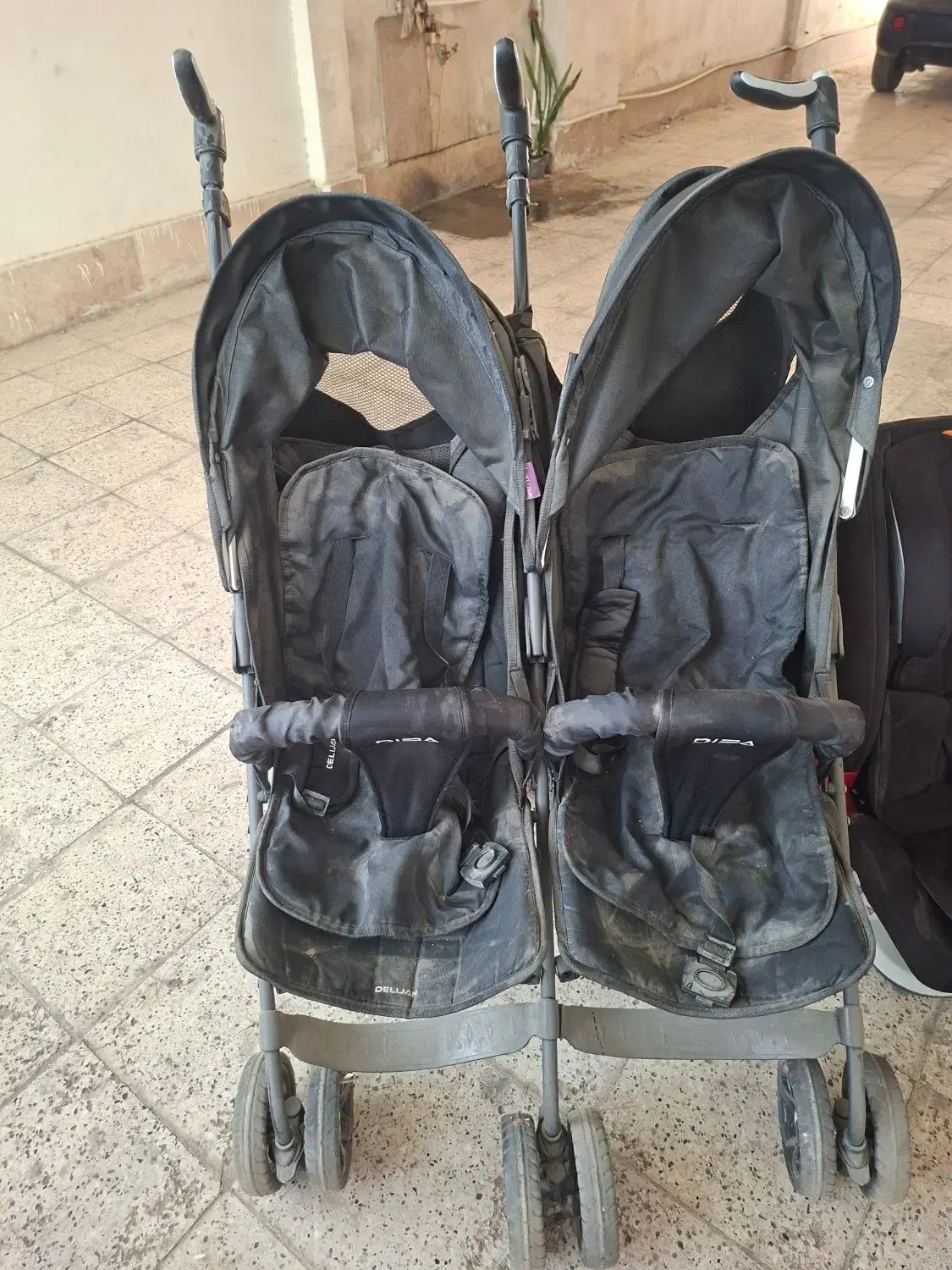 کالسکه دوقلو دلیجان|کالسکه و لوازم جانبی|مشهد, کوشش|دیوار