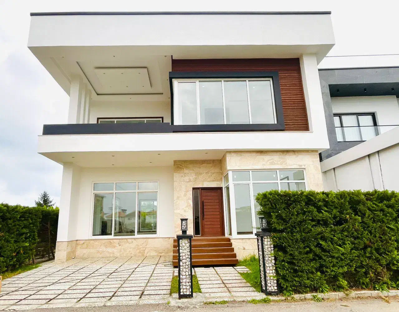 اجاره ویلا ۲۷۰بنا شهرکی /کد ۴۳۲۳(سالار)|اجارهٔ خانه و ویلا|نوشهر, |دیوار