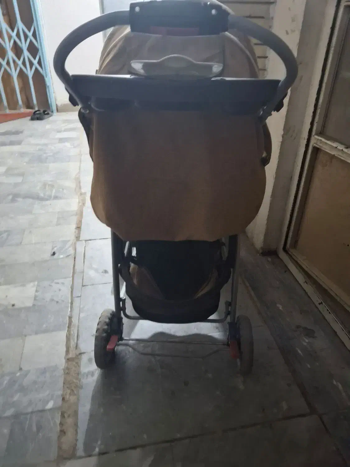 کالسکه سالم بهترین مارک الان نو ۱۲ قیمتشه|کالسکه و لوازم جانبی|سمنان, |دیوار