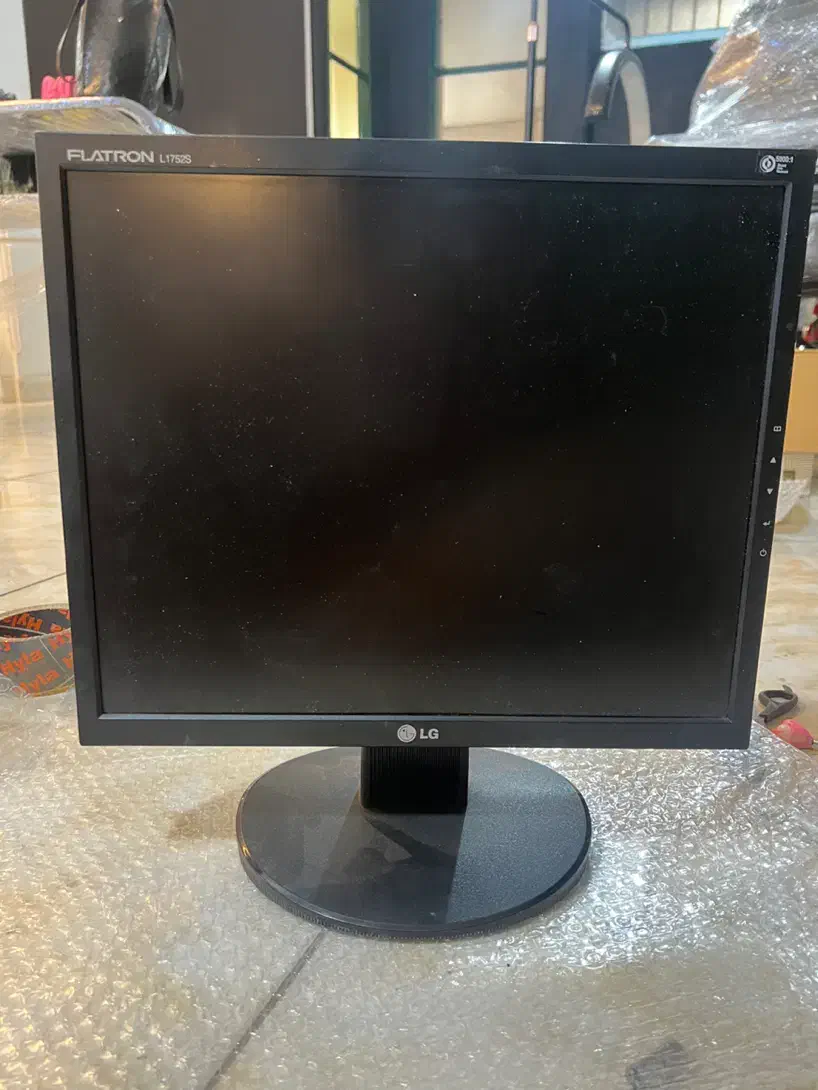 دوربین مداربسته با مانیتور|دوربین مداربسته|ری, فیروزآبادی|دیوار