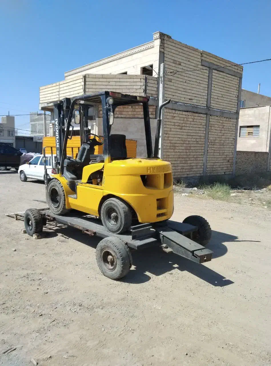 یدک کش لیفتراک ، مینی بیل ، بابکت و.|ماشینآلات صنعتی|زنجان, |دیوار