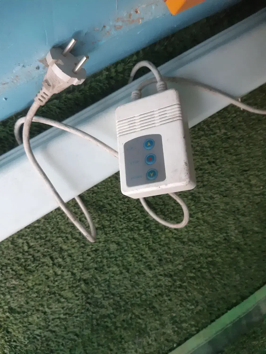 پرده پروژکتور 3متری|تلویزیون و پروژکتور|اهواز, فرهنگ شهر|دیوار