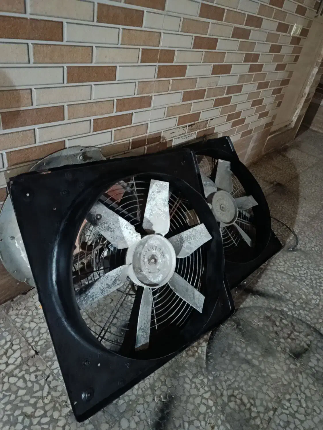 هواکش صنعتی|پنکه و تصفیه‌کنندهٔ هوا|قم, نوبهار|دیوار