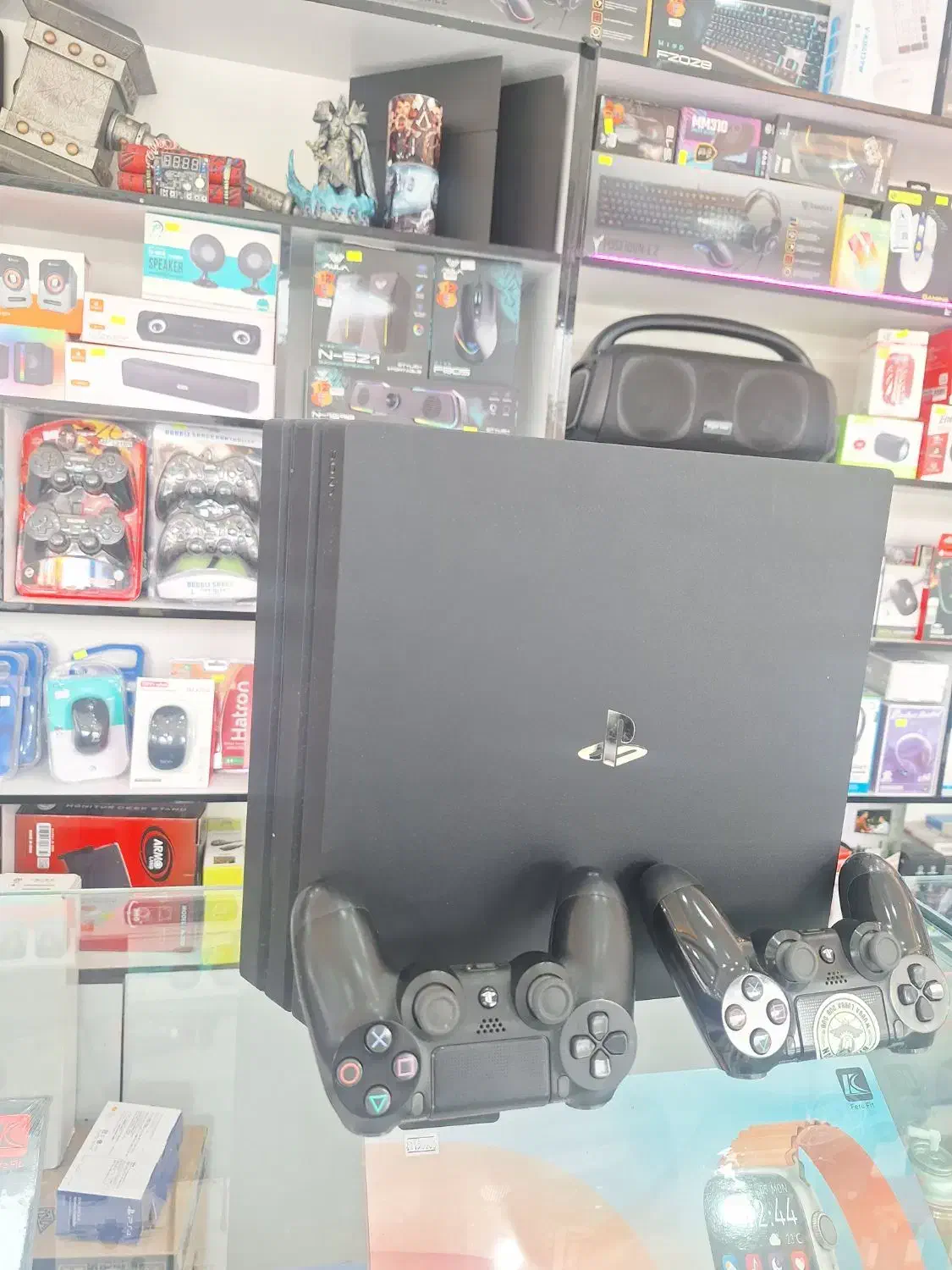 ps4 pro کپی خور|کنسول، بازی ویدئویی و آنلاین|قم, شاه سید علی|دیوار